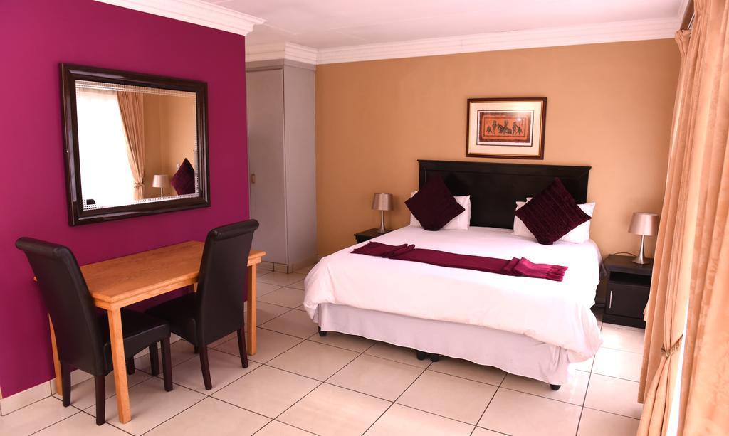 Chancellors Court Guest House Pretoria-Noord Extérieur photo
